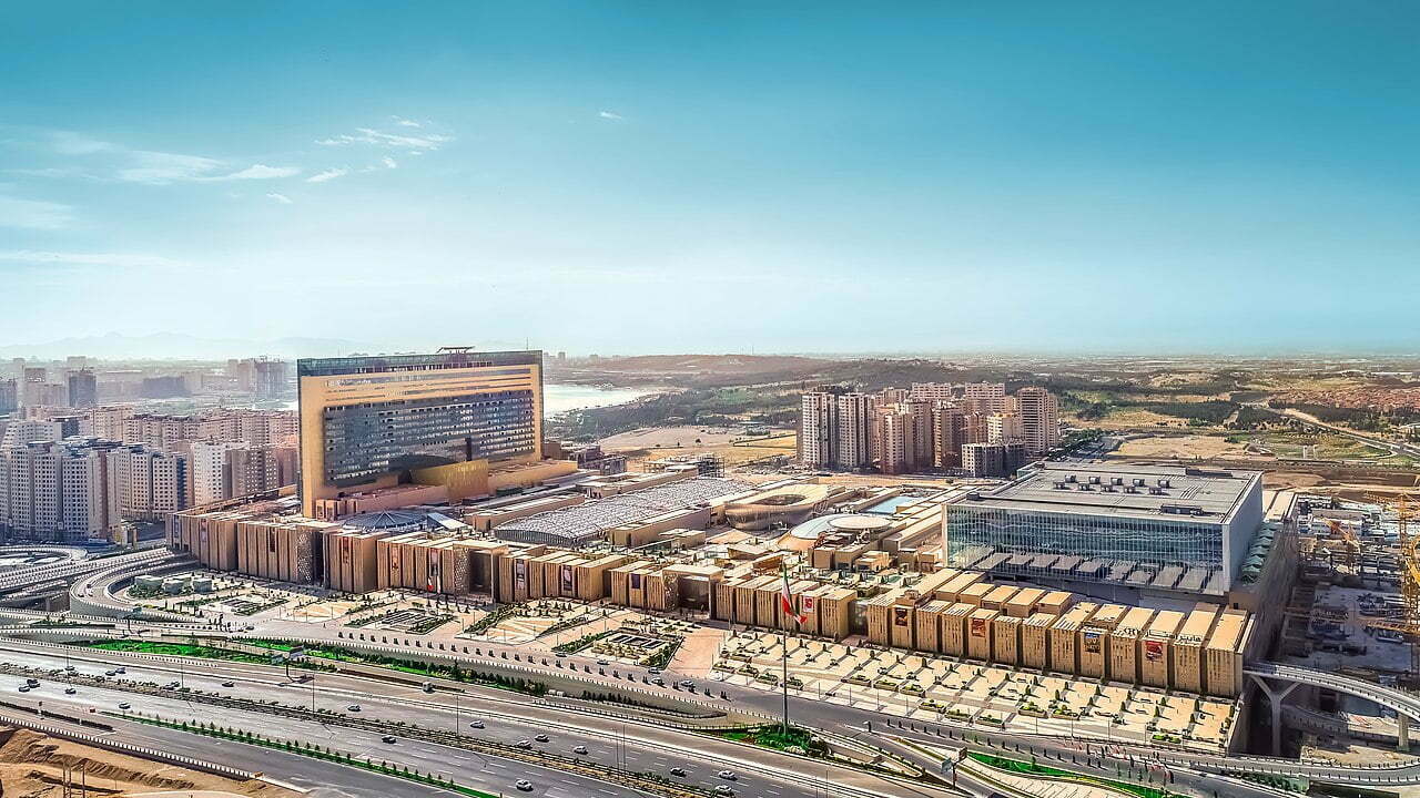 Iran mall the largest shopping center in the world